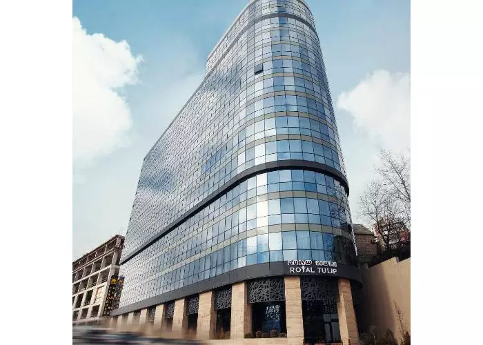 هتل رویال تولیپ اند کازینو تفلیس هتل رویال تولیپ اند کازینو تفلیس